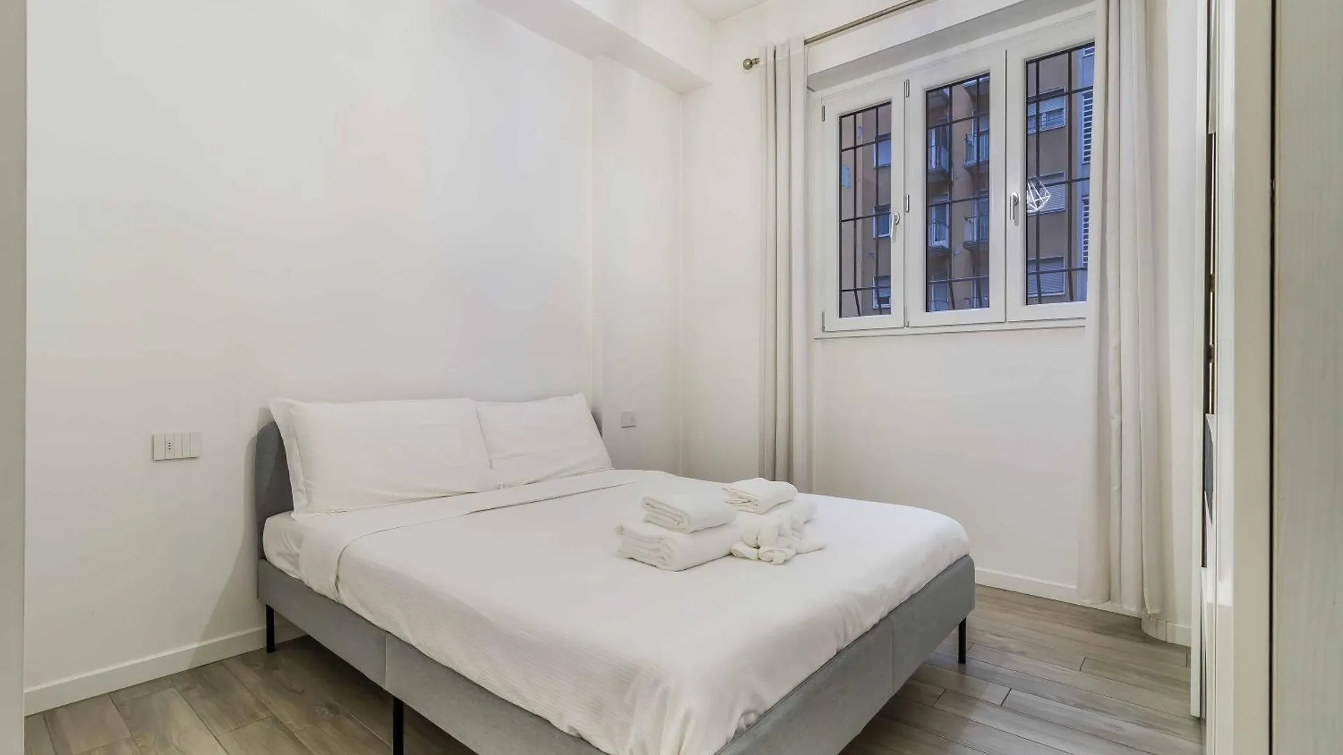 Domusmi Veniero 12 Daire Milano
